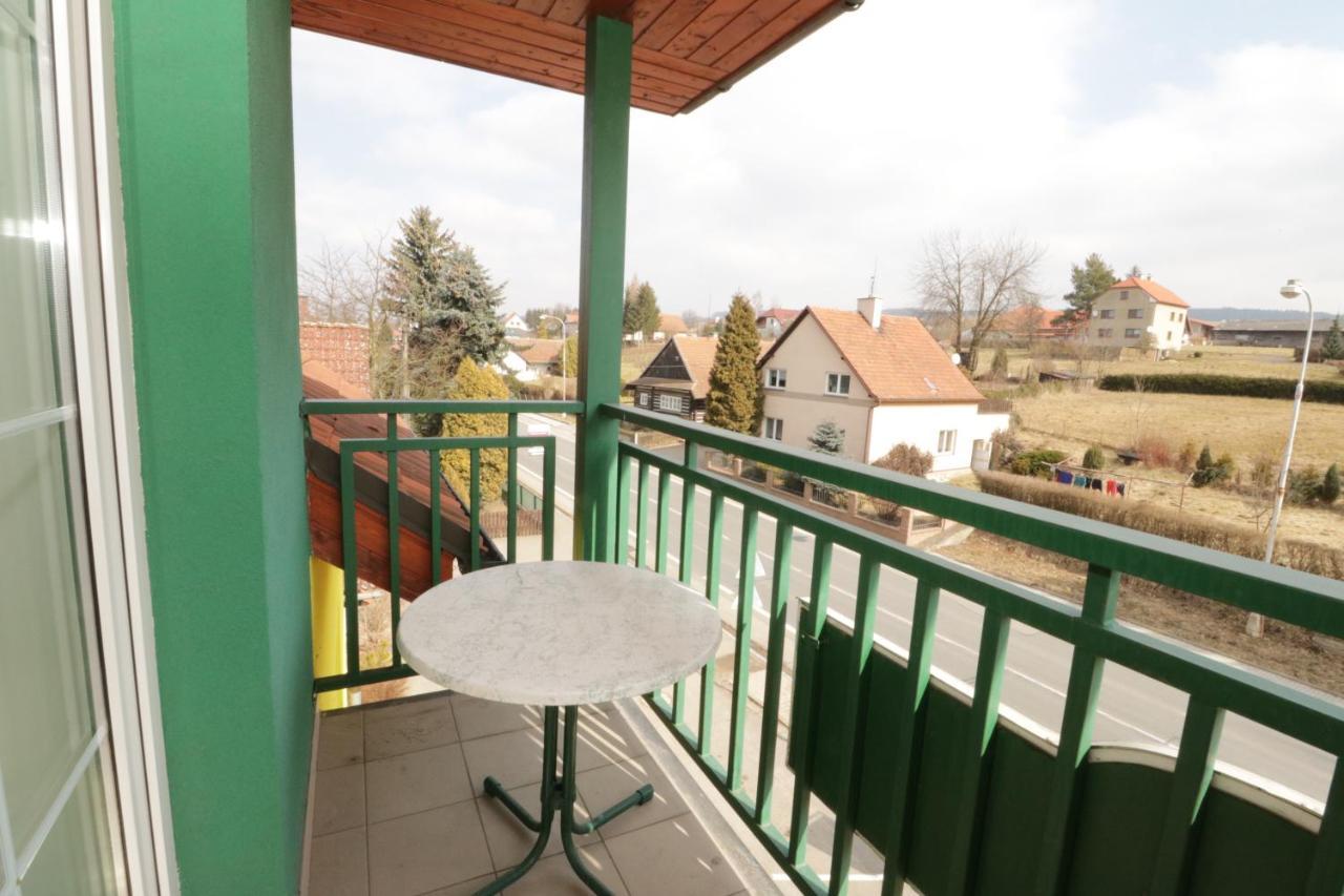 Penzion Hurka Hotel Nieder Lichwe Exterior foto
